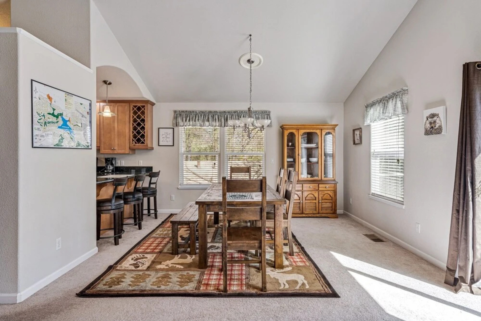 Cloudside - 2-Level Home Near Marina Beach by Yosemite Region Resorts