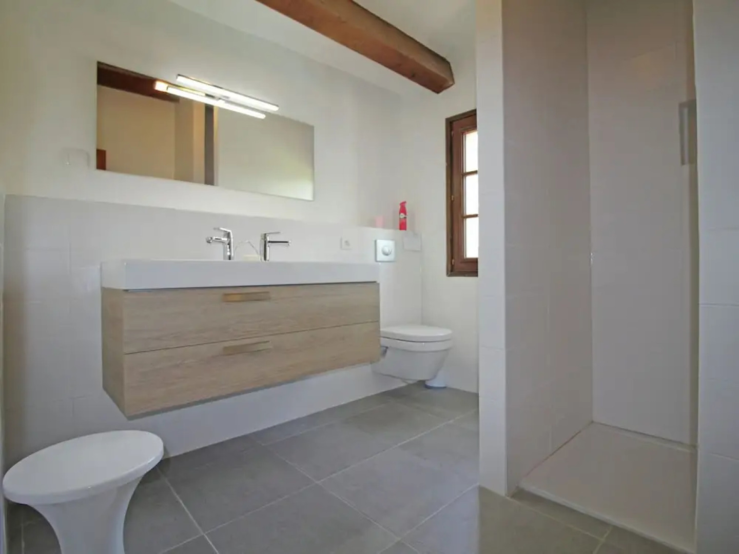 Lovely Holiday Home in Salernes With Swimming Pool