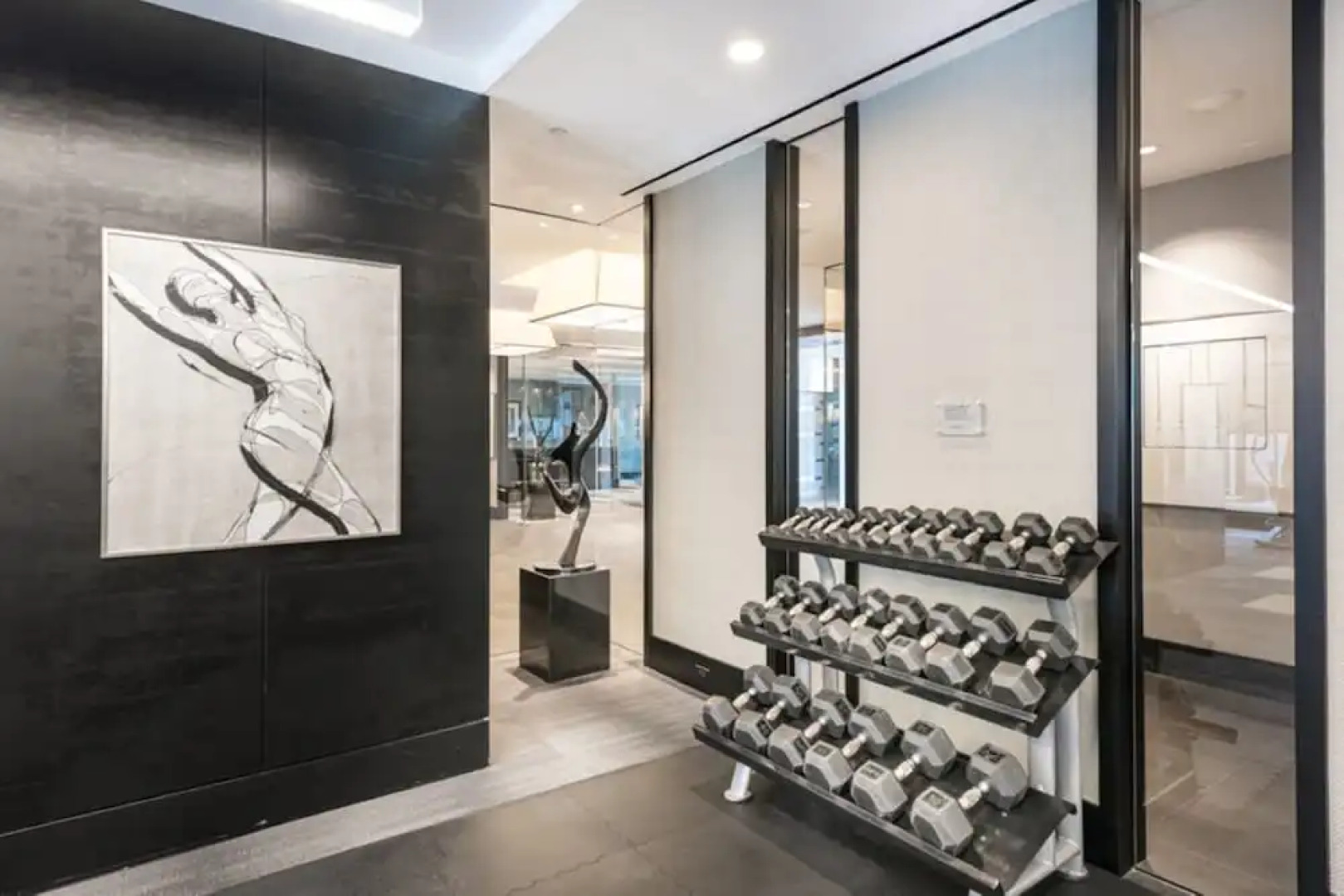 Global Luxury Suites at Town Center North