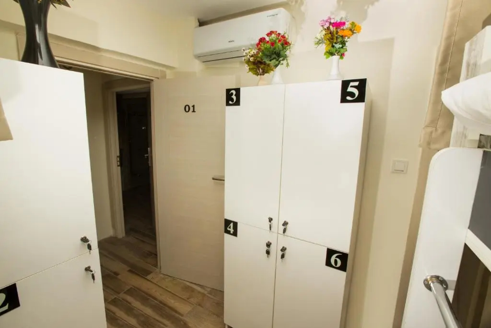 Honey Hotel
