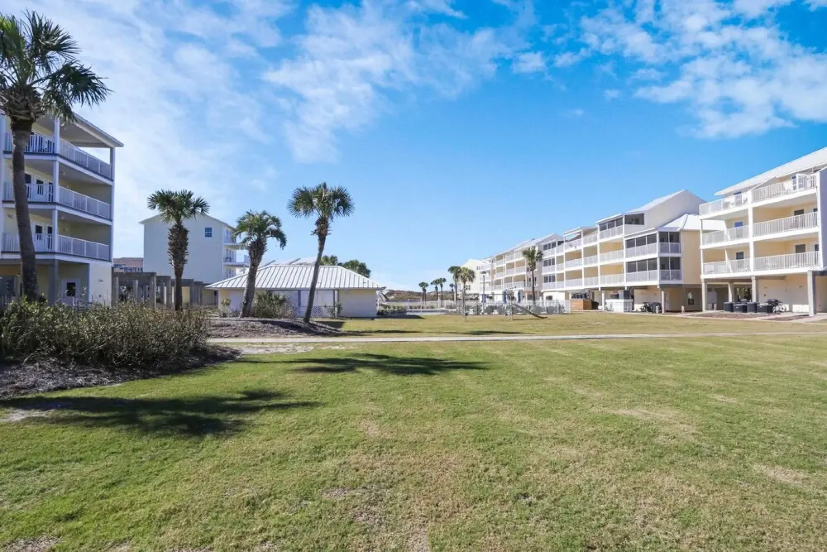 Sea Cliff I-51 Coastal Splendor