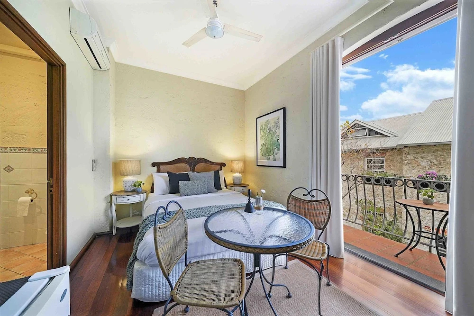 Port Mill Bed And Breakfast