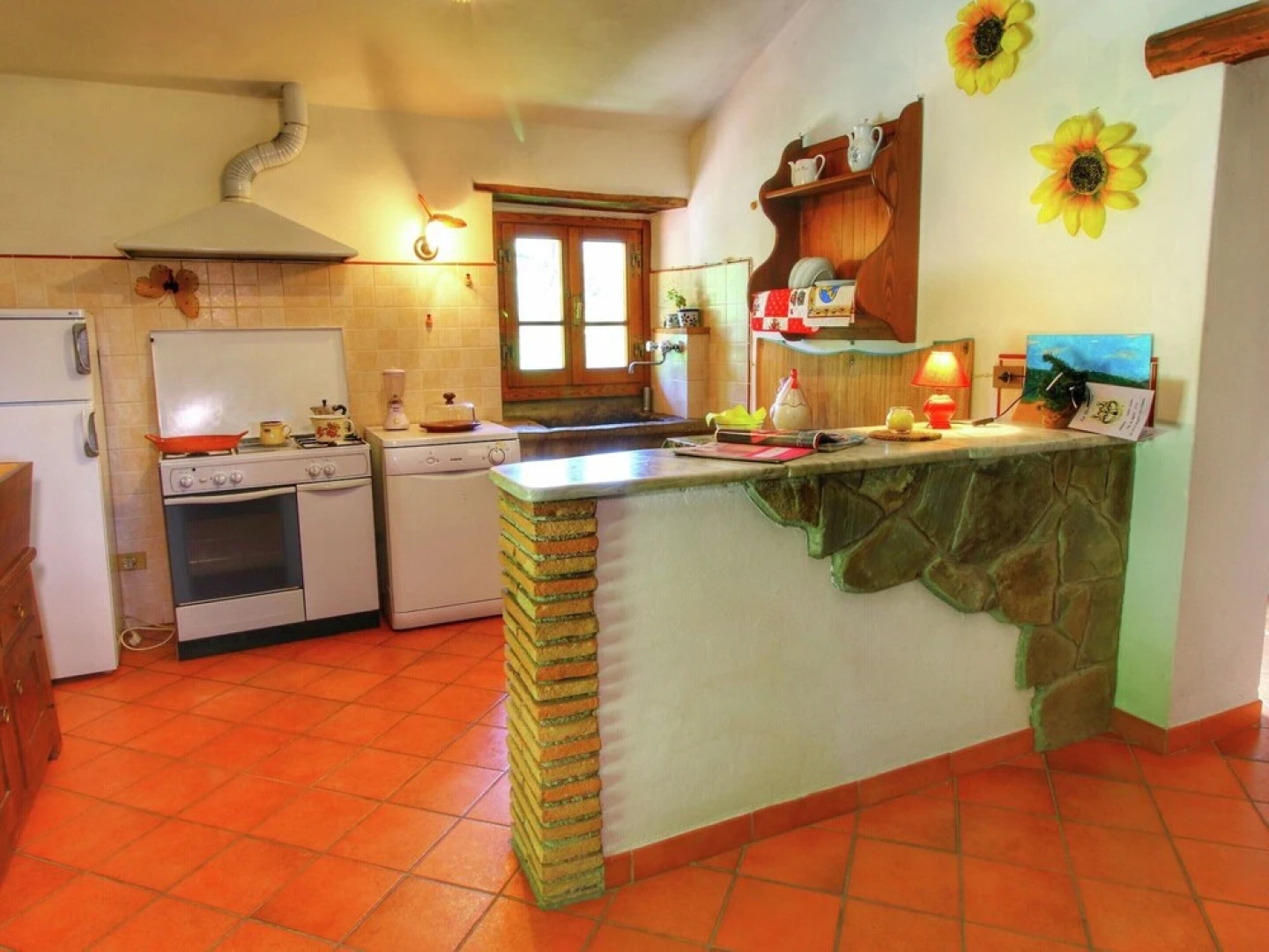 Charming Tuscan Farmhouse