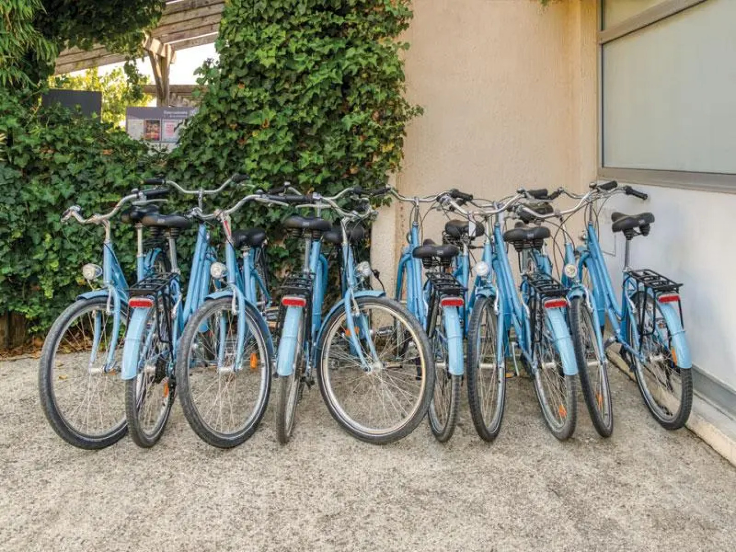 SOWELL Family Le Grau du Roi