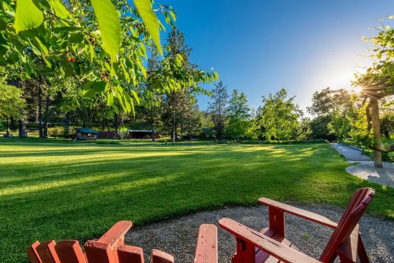 The Davies Family Inn