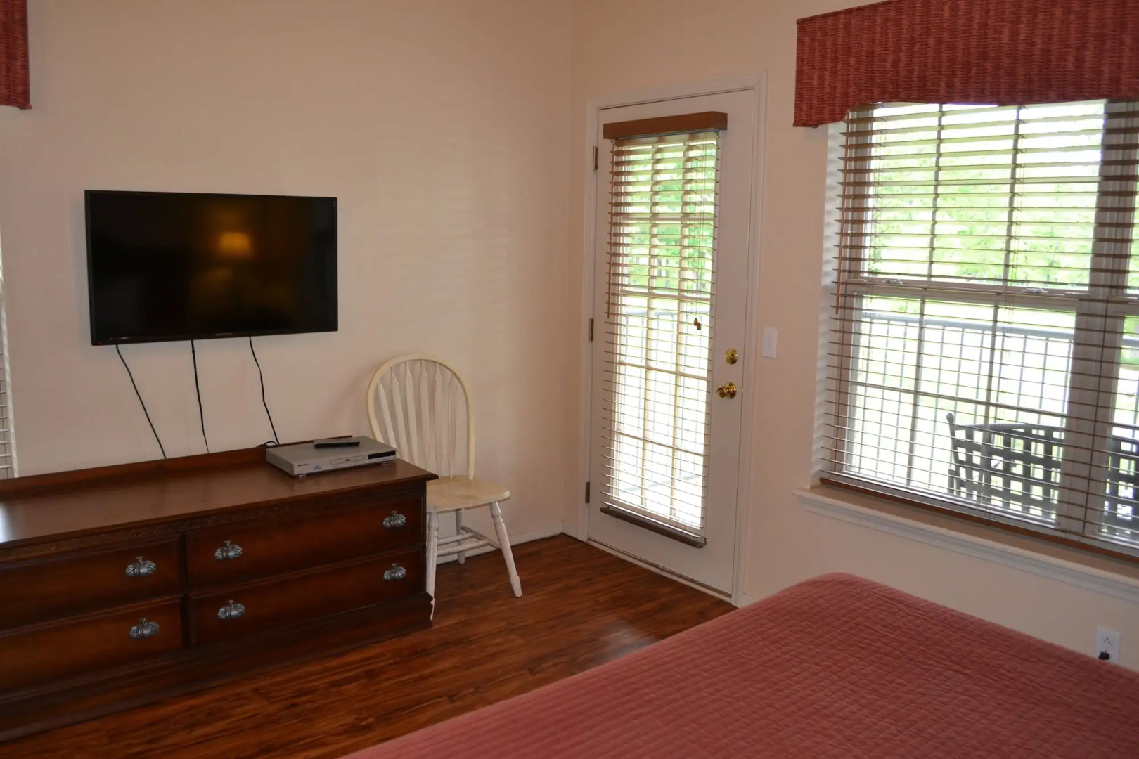 StoneBridge Resort