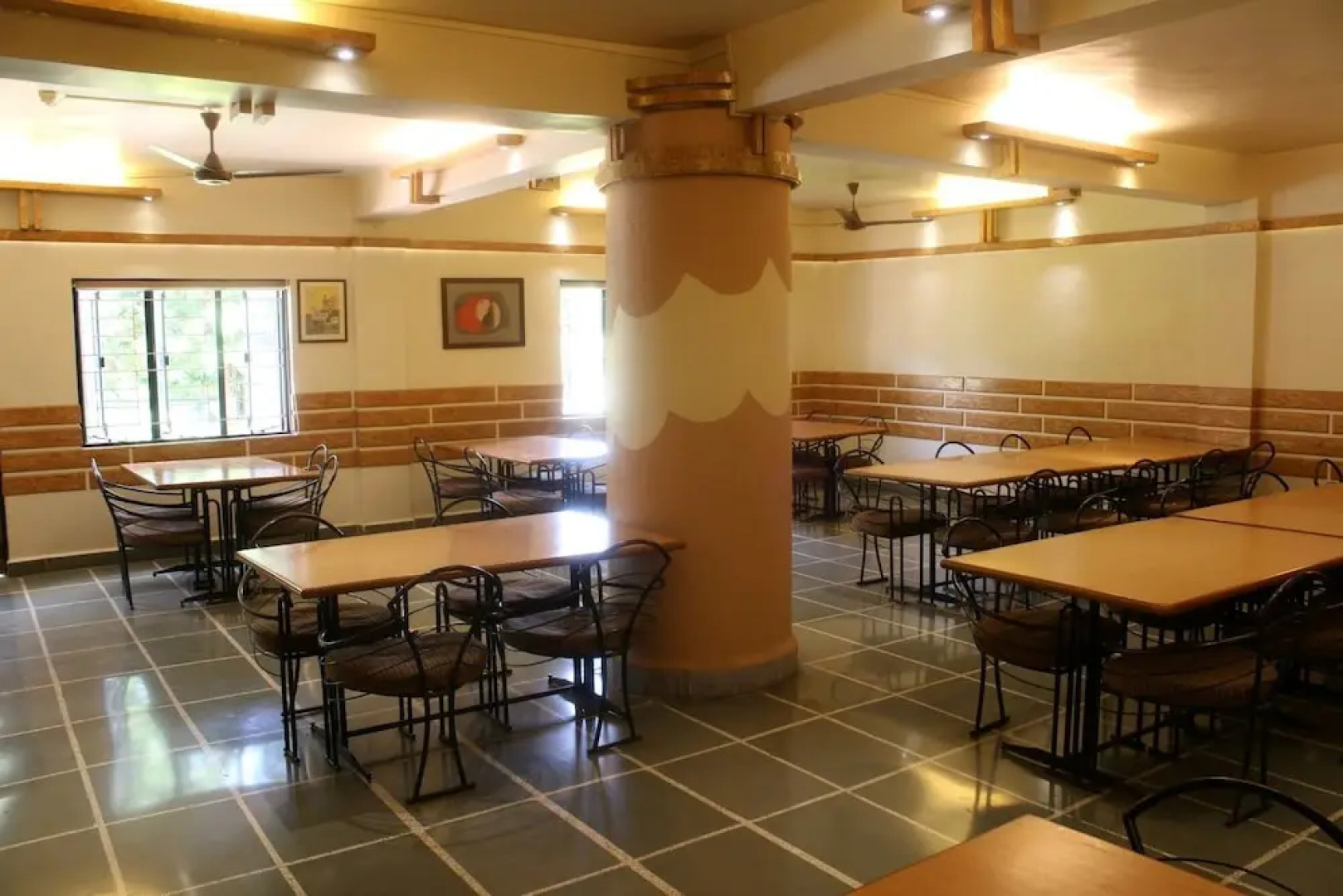 V Resorts Anandvan Wai