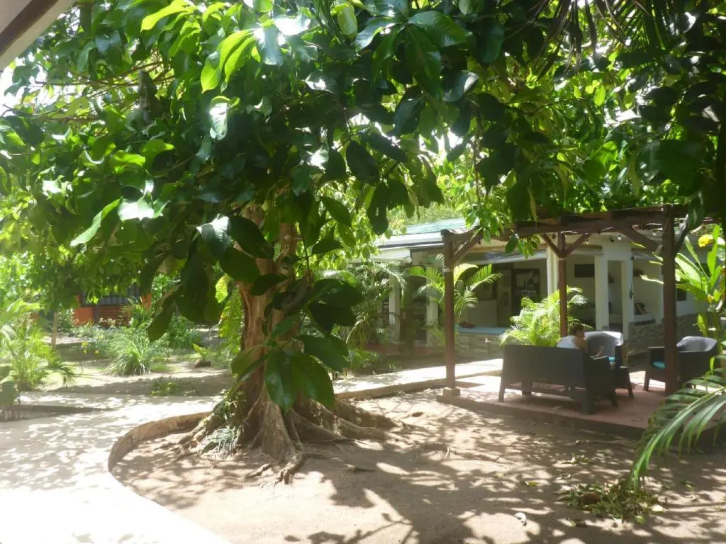 Aracari Garden Hostel