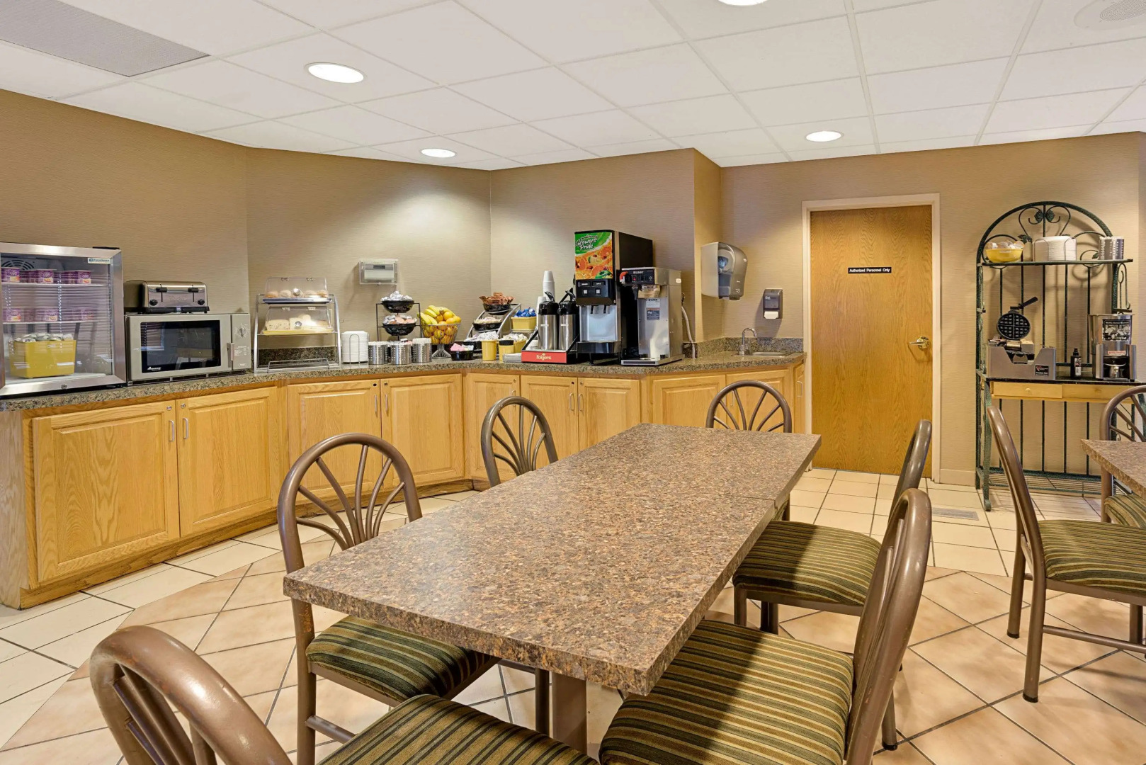 Days Inn by Wyndham Eagan Minnesota Near Mall of America