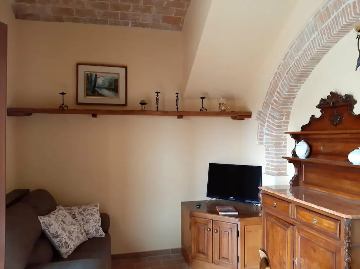 Apartment With one Bedroom in Cascina, With Shared Pool and Wifi - Near the Beach