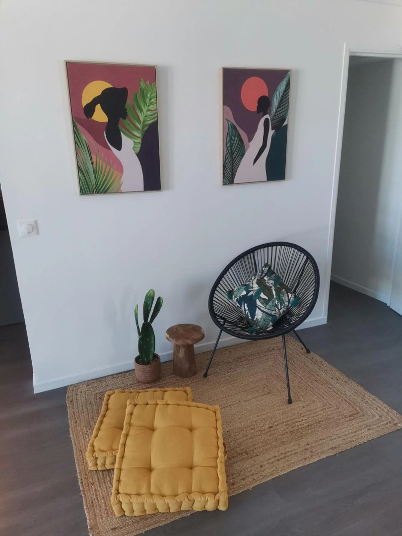 Bel appartement T4 vue mer sur la Marina du Gosier