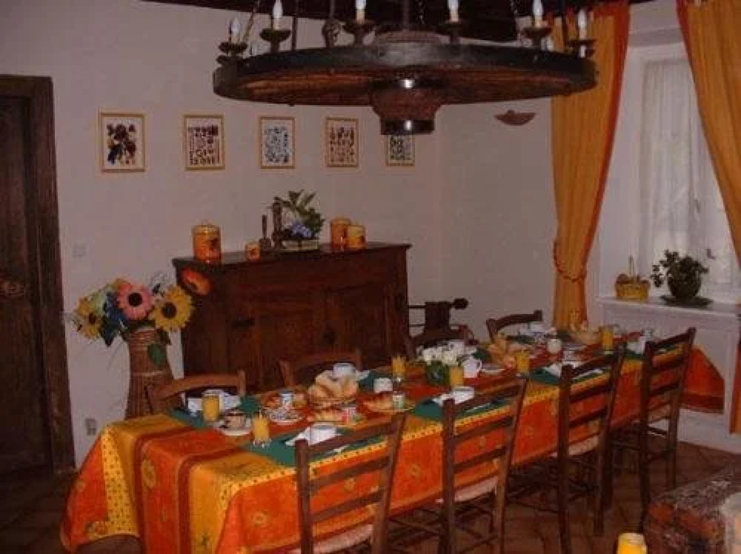 Les Chandelles Bed & Breakfast