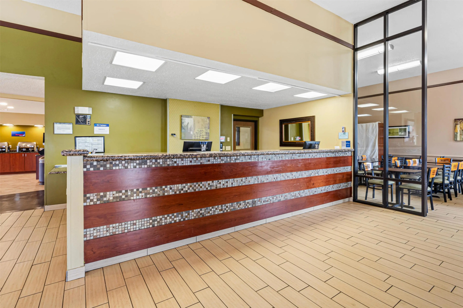 Best Western Ambassador Inn & Suites