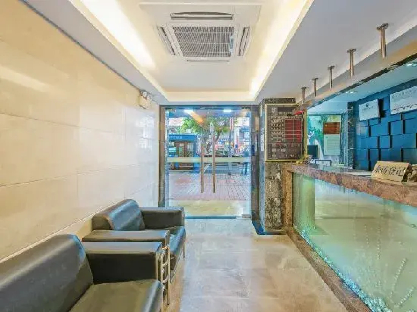 Yuedu Hotel · Select (Guangzhou Beijing Road Pedestrian Street West Gate Metro Station Branch)