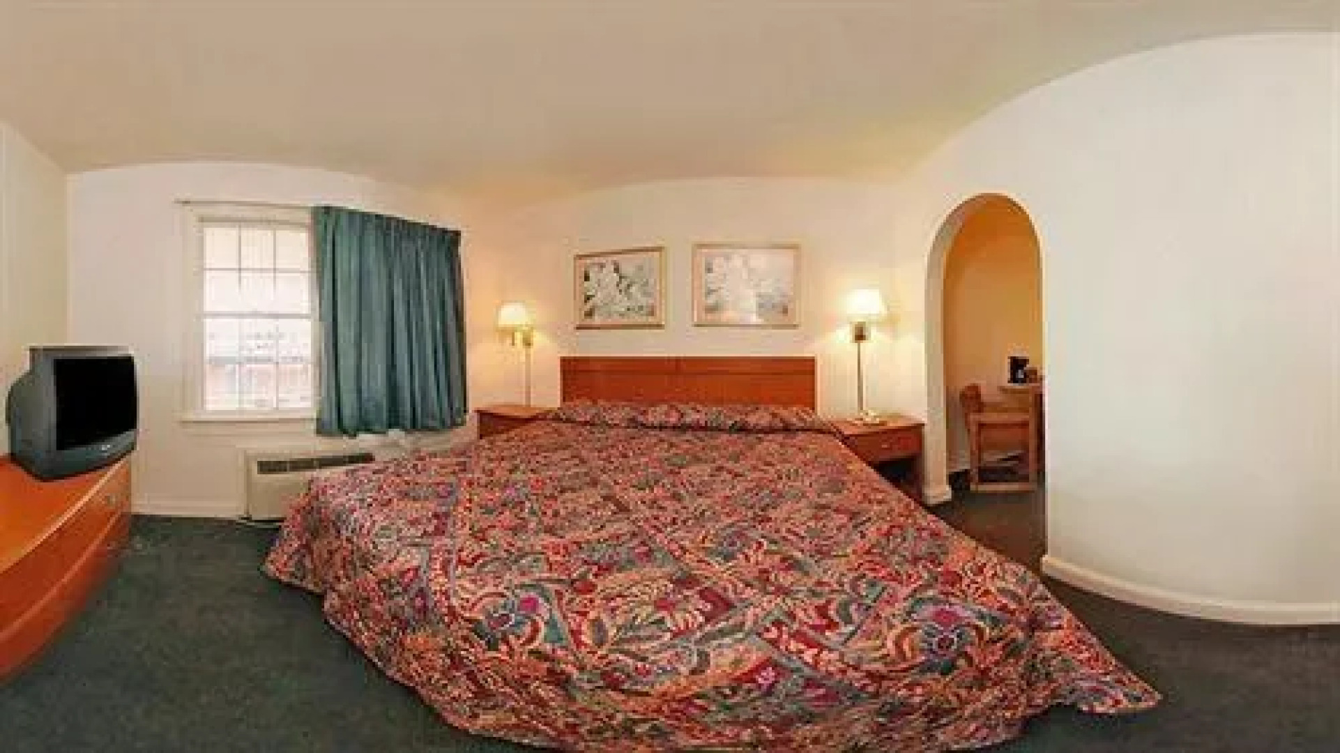 Rodeway Inn near Potomac Mills