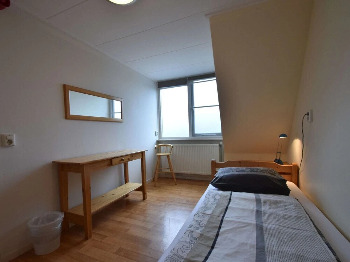 Apartment in Bergen aan Zee Near Beach