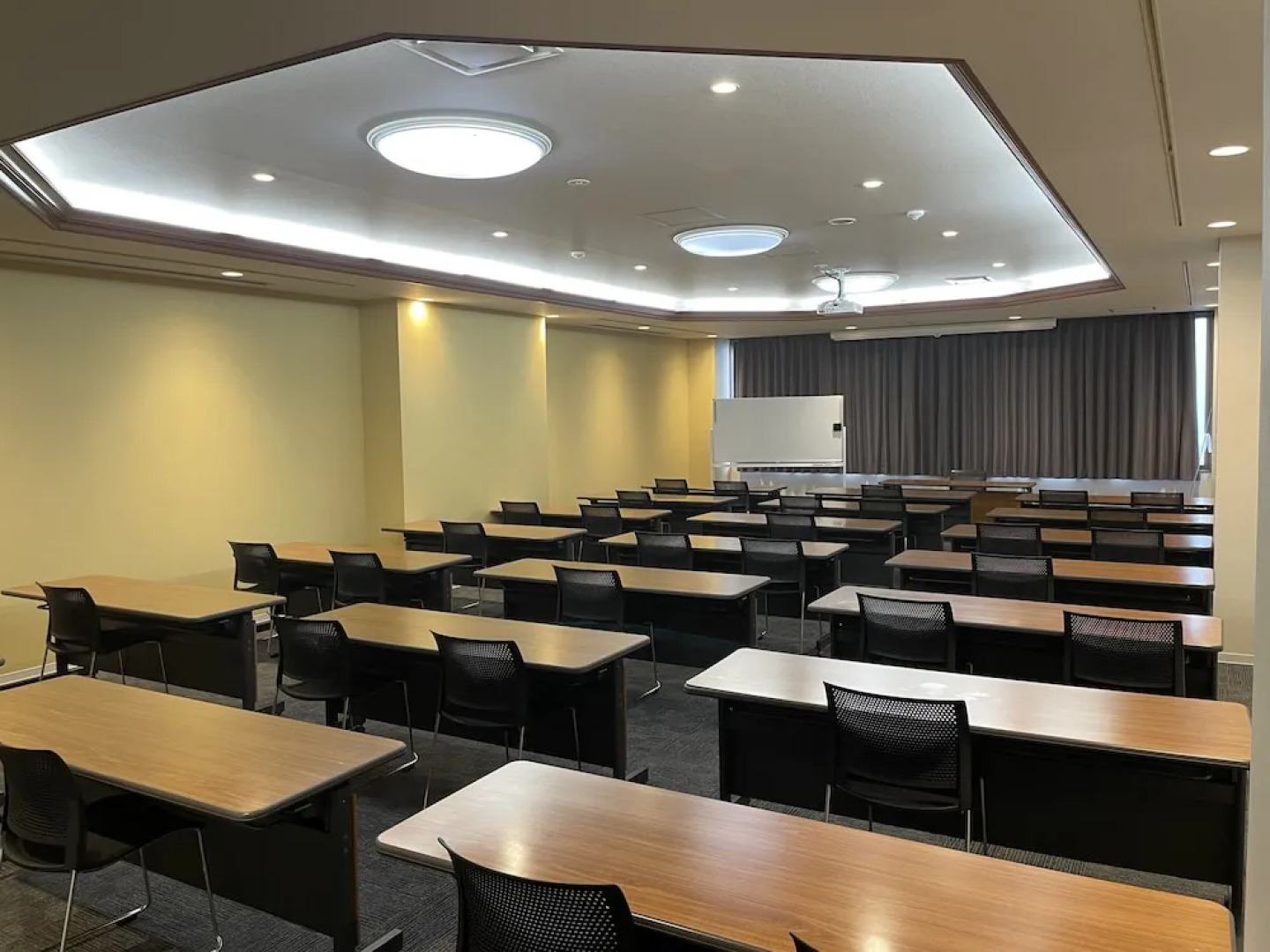 Tosei Hotel & Seminar Makuhari