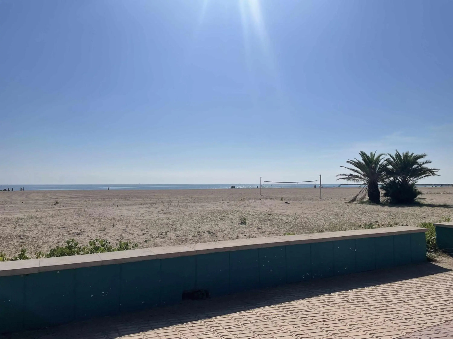 Apart Port Arenal con terraza y piscina