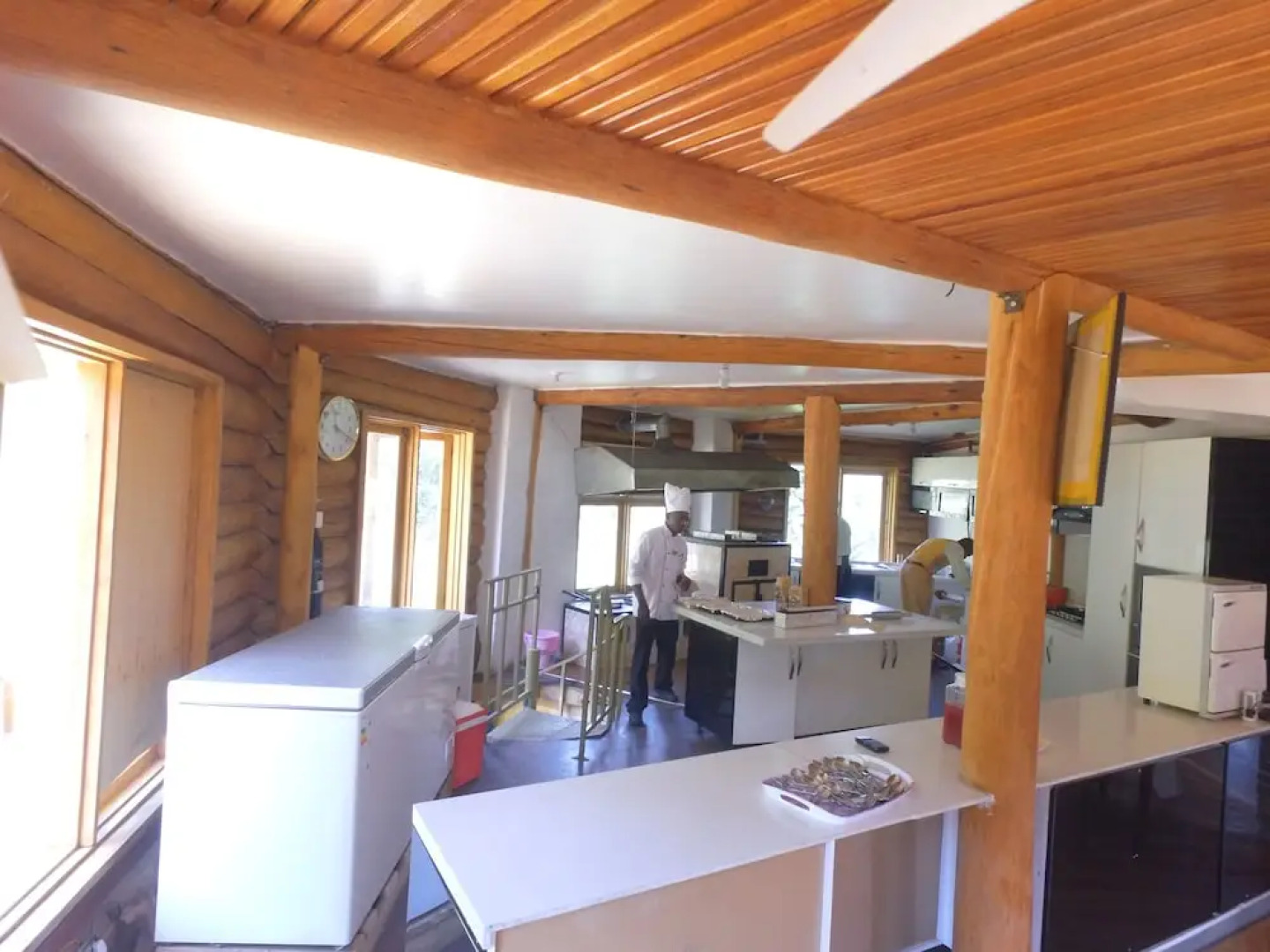 Trackers Safari Lodge Bwindi