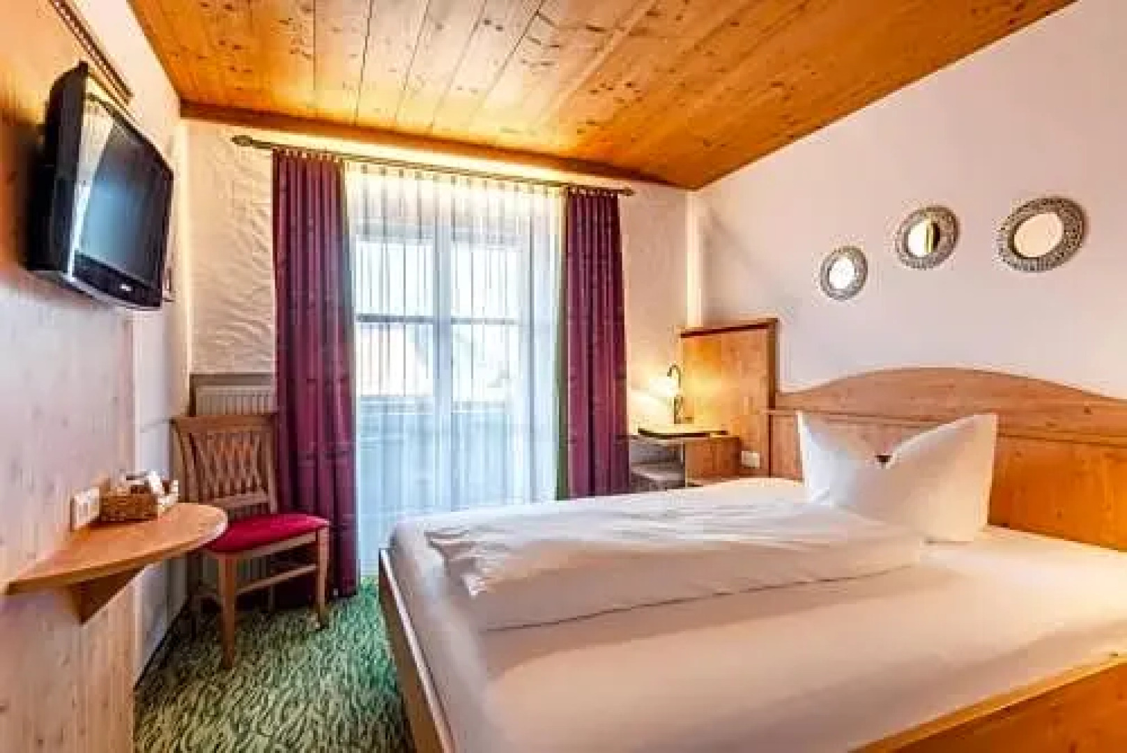 Das Maximilian by stayFritz - DZ Schliersee mit Garten, Naturpool und Frühstück