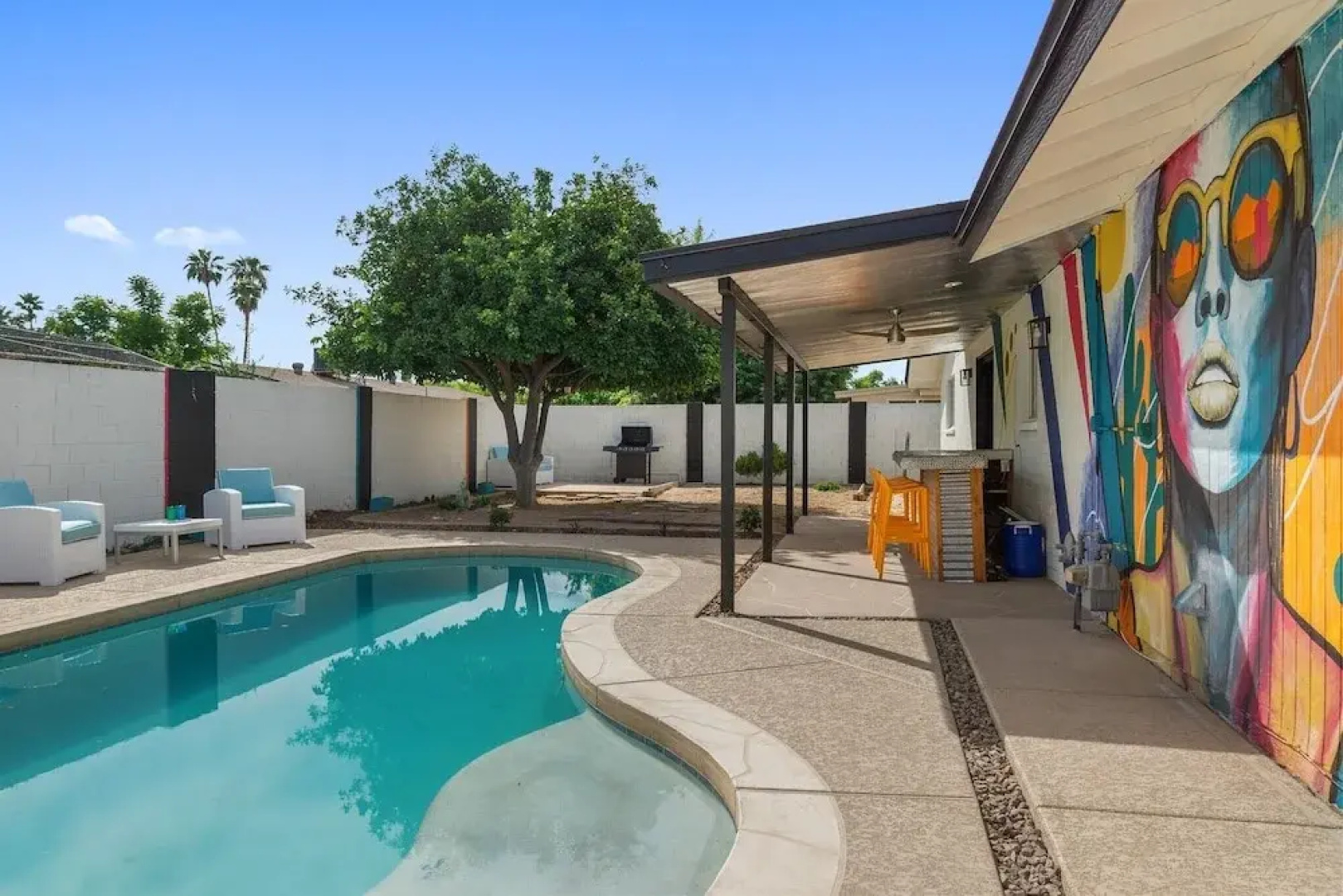 5BR Pool Home in Downtown Gilbert by RedAwning