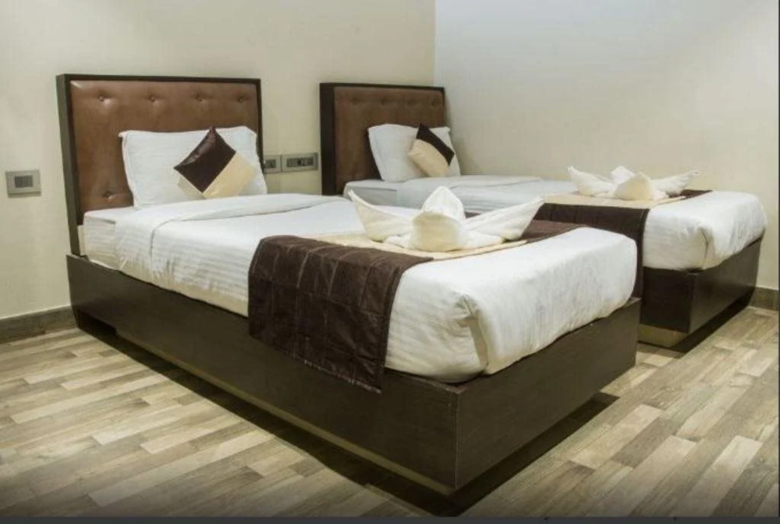 Kalptaru Elegance Hotel