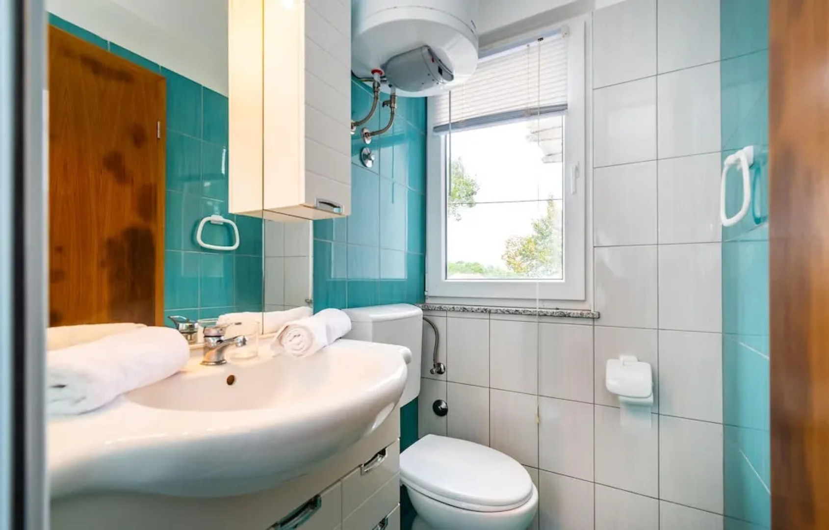 Stunning Home in Pasman With 7 Bedrooms, Wifi and Outdoor Swimming Pool