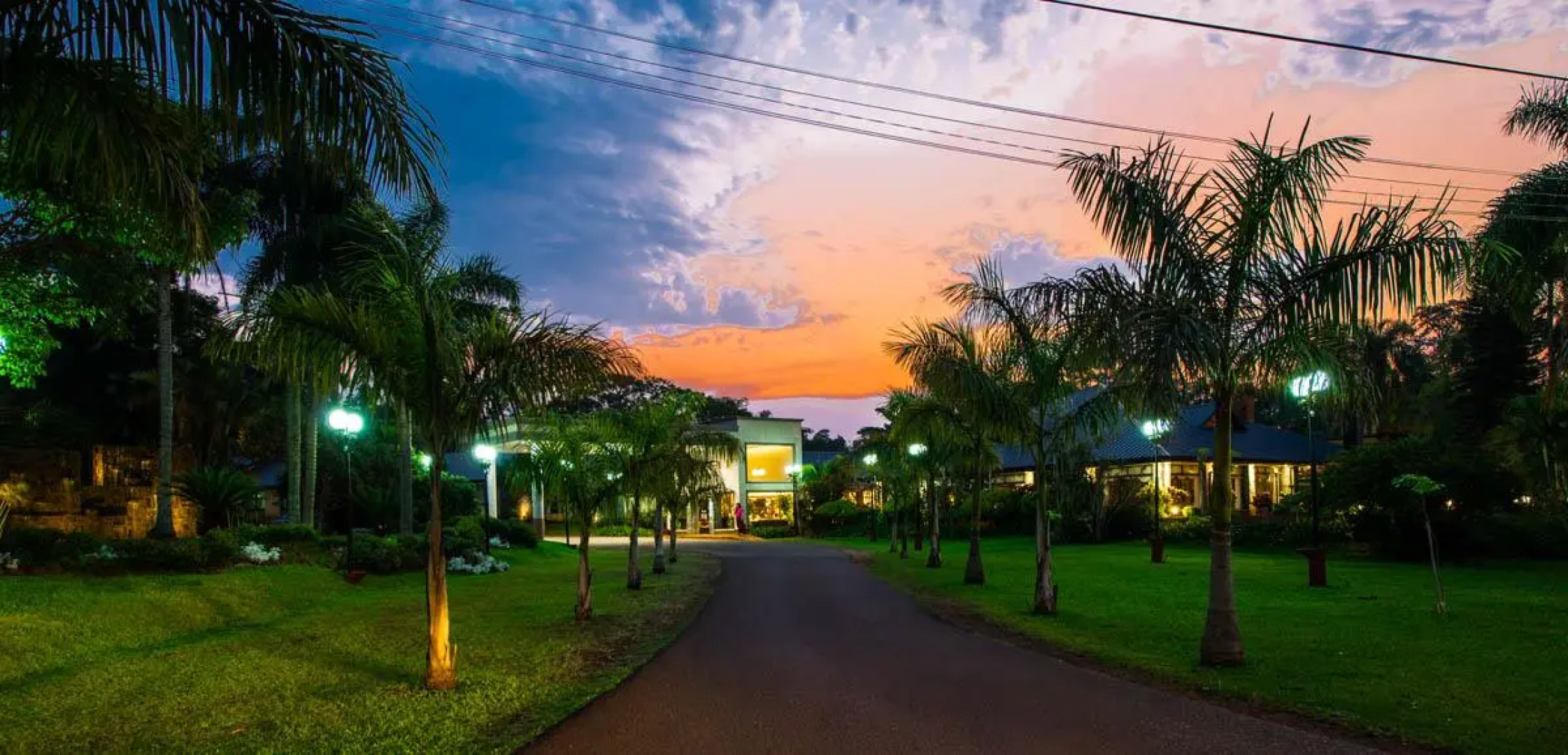 Orquideas Hotel & Cabañas