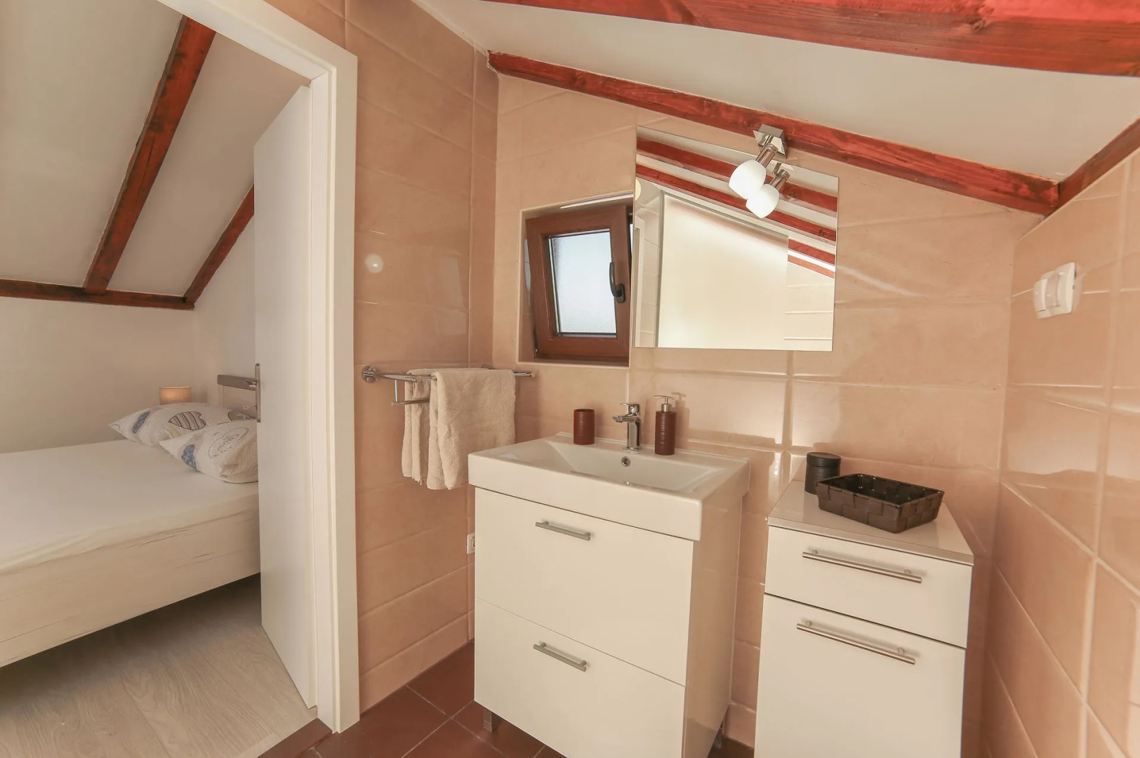 Holiday house Mario - with pool: Supetar, Island Brac