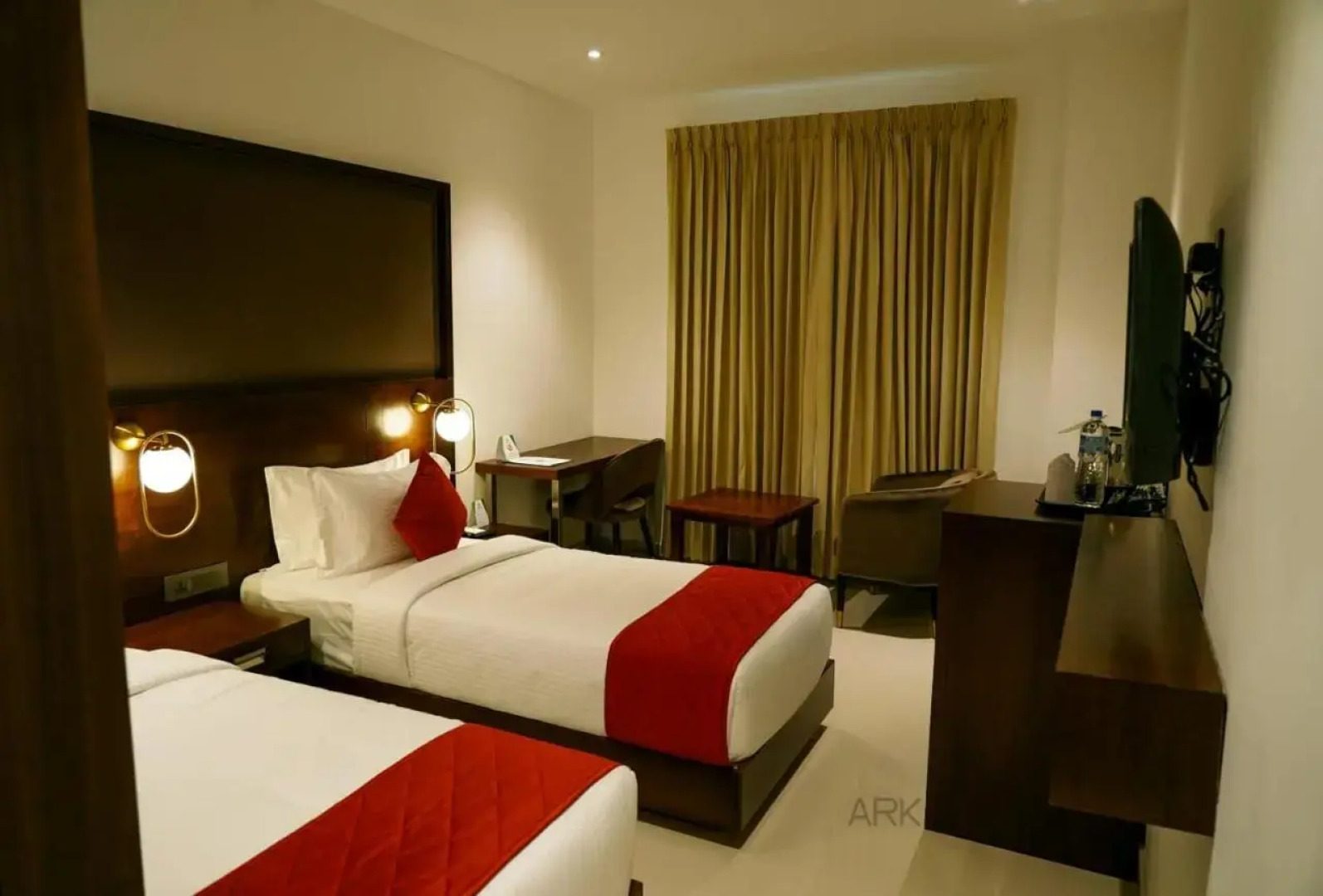 Ark Hotel And Convention Centre