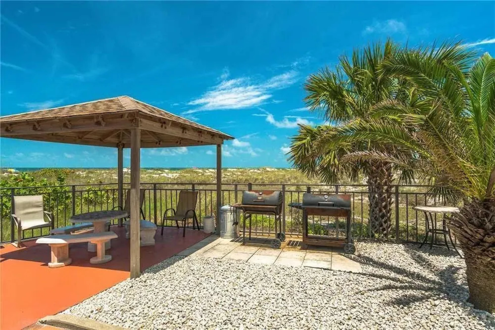 Madeira Norte 206 - Two Bedroom Condo