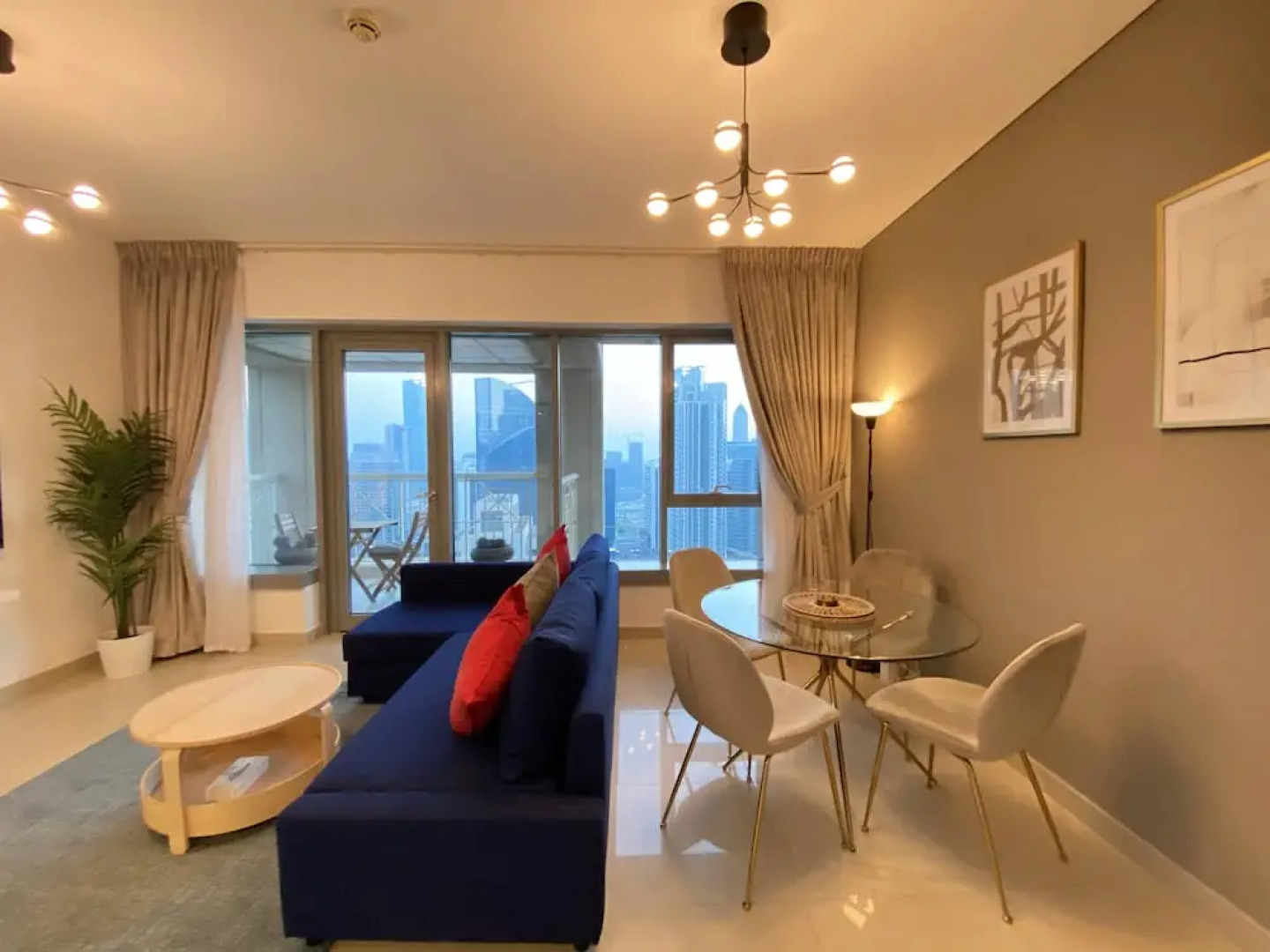 Lux BnB I 29 Burj BLVD I Pool Views