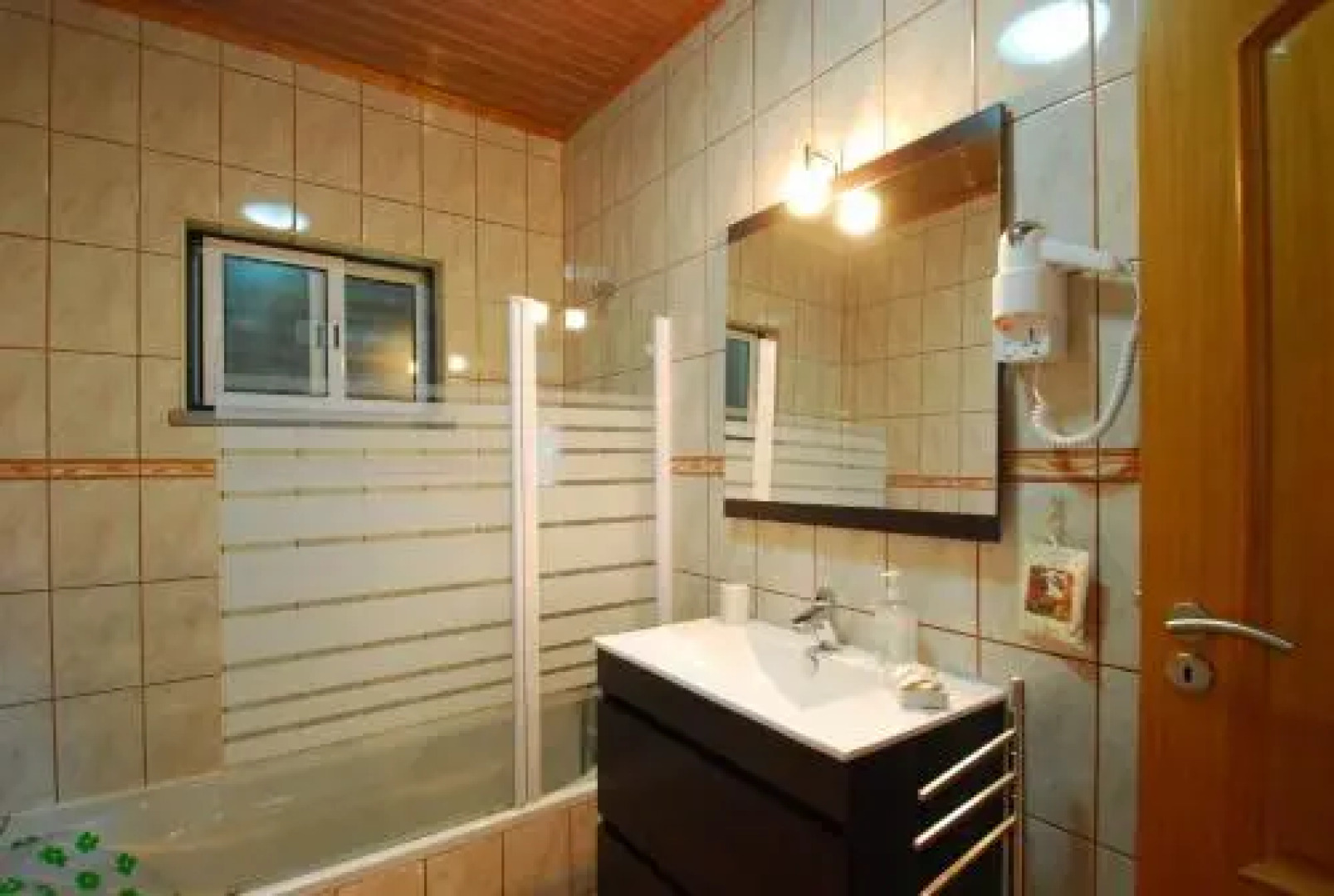 Alojamentos Flores Island