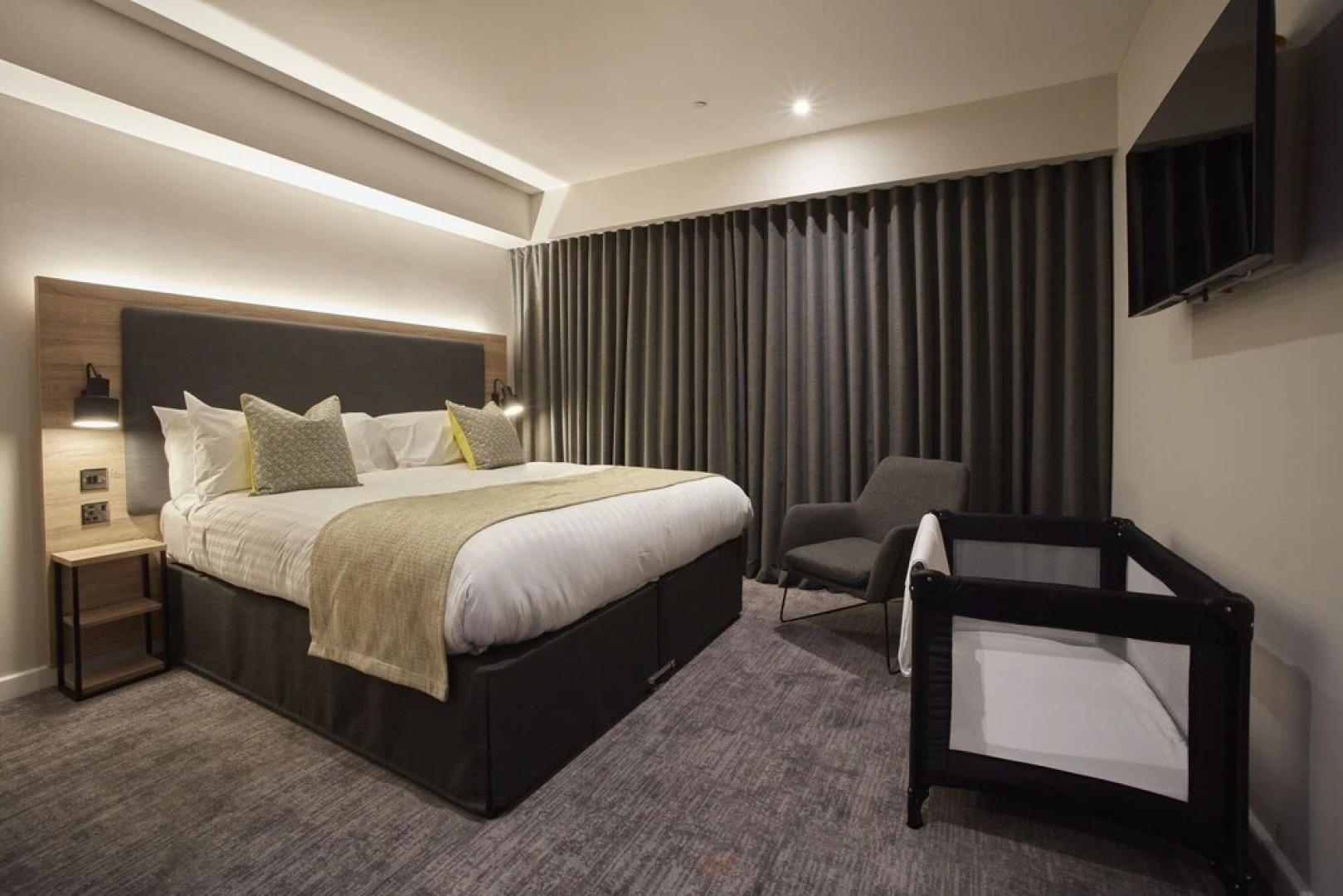 Ty Milford Waterfront