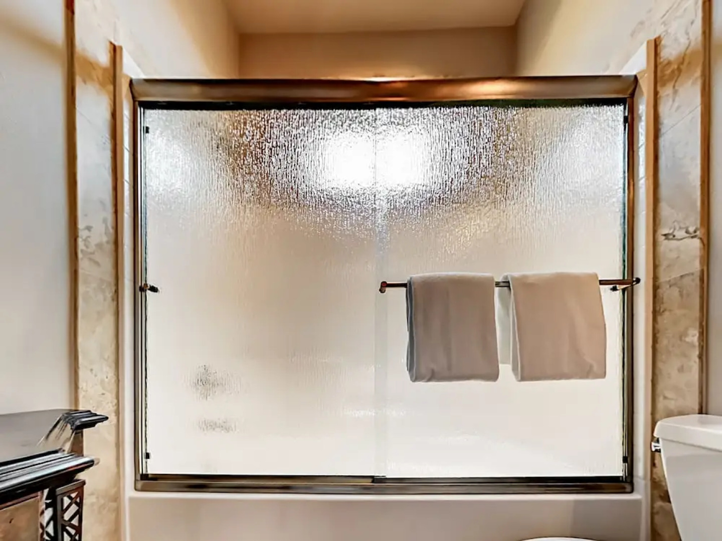 300 South Pacific St Townhouse 1 Bedroom 1 Bathroom Townhouse