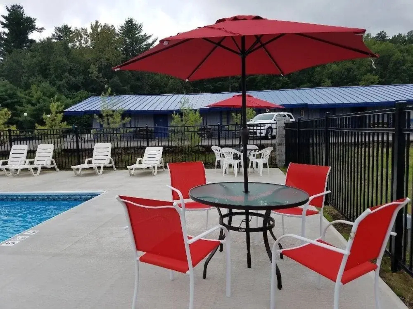 Cloud 9 Inn & Suites Lake George