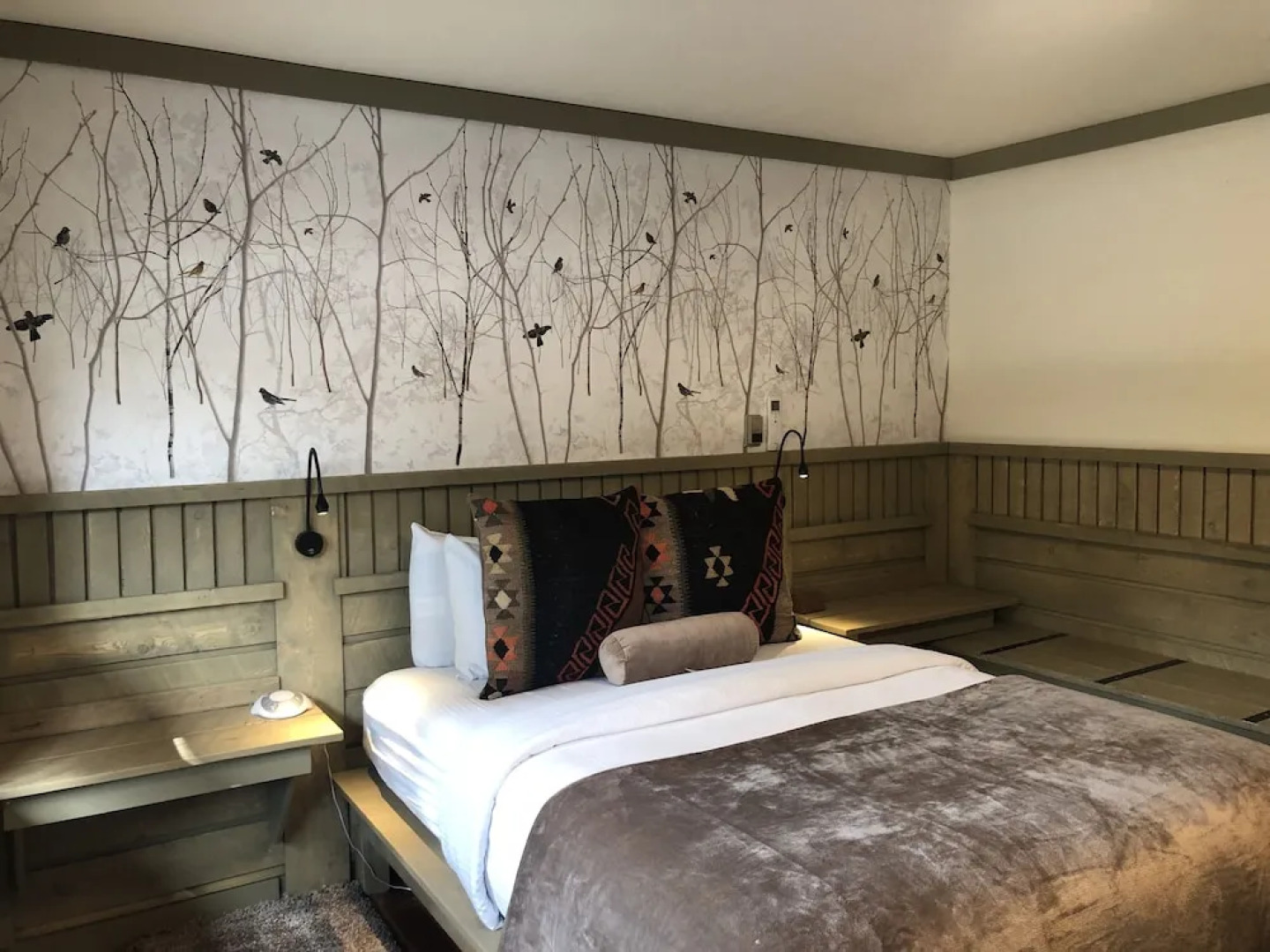 Highland Haven Creekside Inn