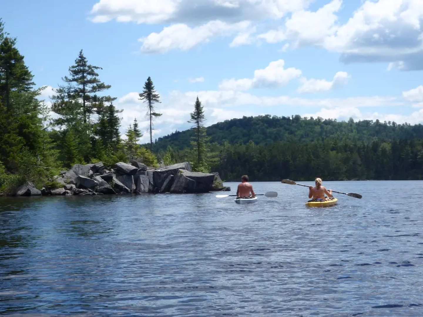 Hawks Nest Lodge And Restaurant