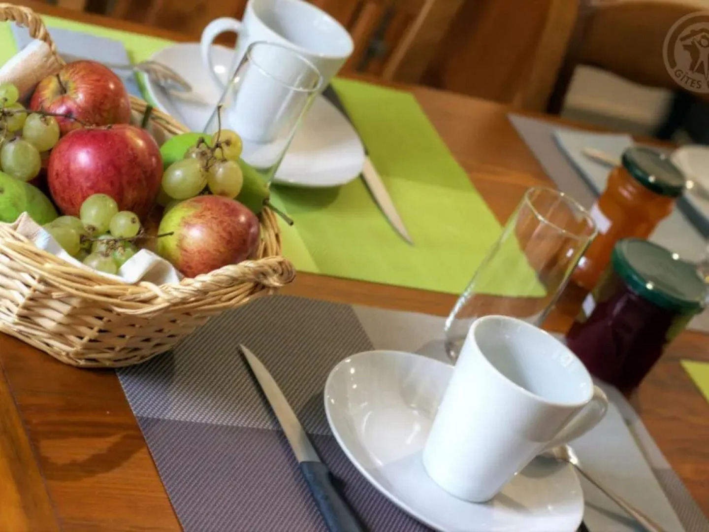 Gite Apinac, 3 pièces, 4 personnes - FR-1-496-122