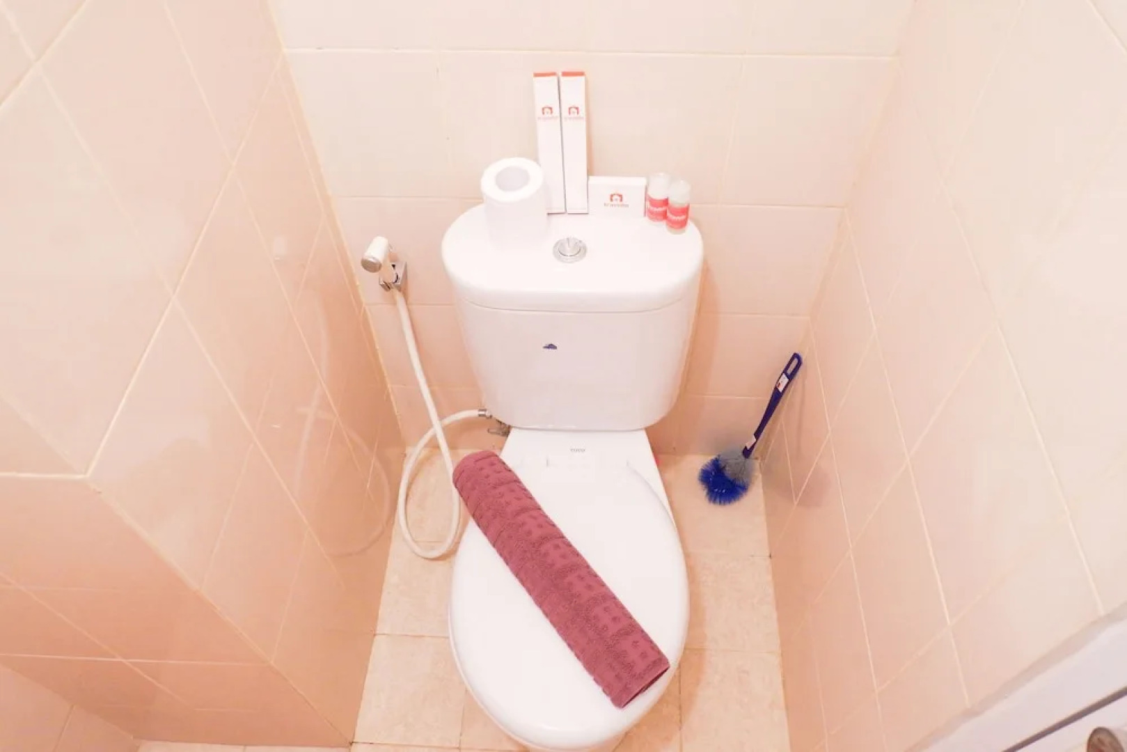 Cozy Studio Tree Park Apartment near BSD City