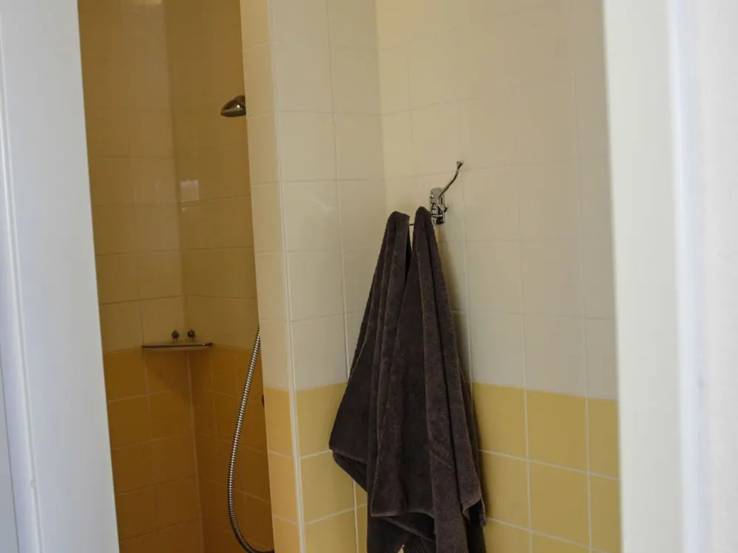 Cosy Holiday Home With Microwave in the Centre of Terherne