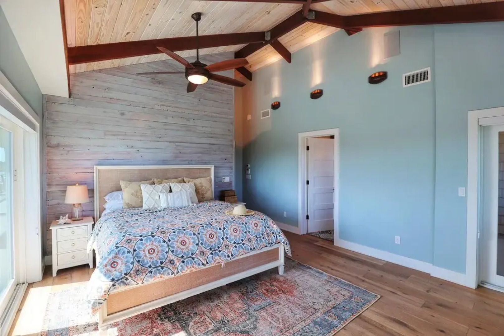 Enjoy the Best Time of the Year in Florida at Redfish Dance Riverfront Pool Home With Dock - 6958t