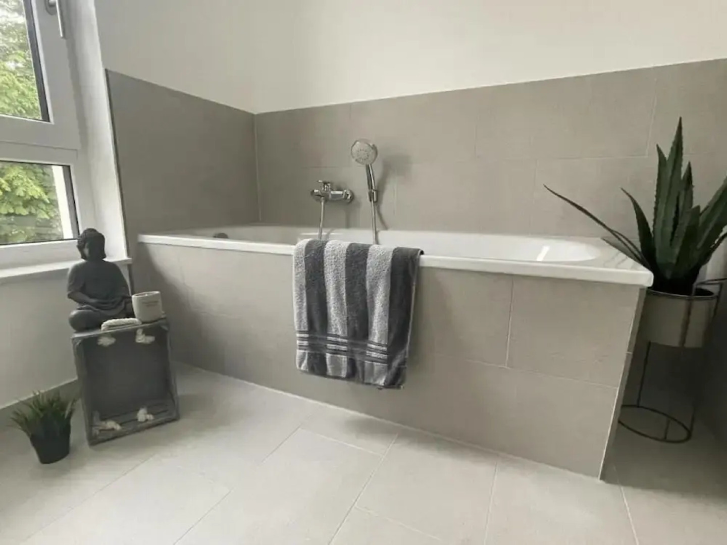 Revier Albatros 23 - KASTELLA