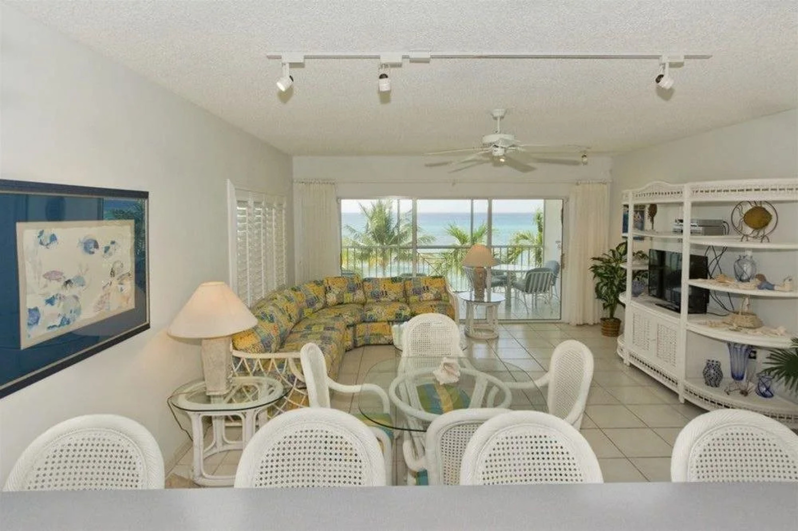 Discovery Point by Cayman Villas