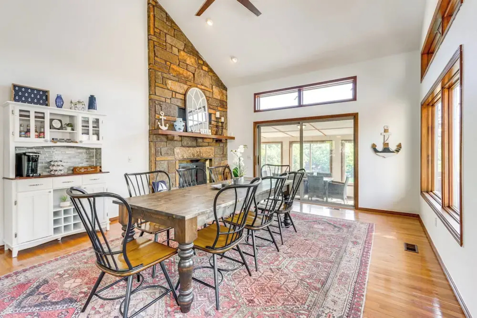 Swim & Boat Docks: Lakefront Gem in Bella Vista!