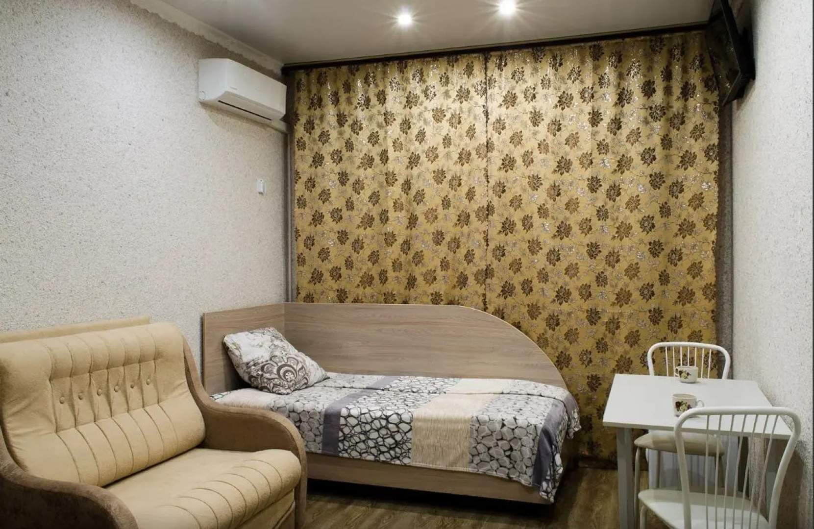 Guest House on Partizanskaya