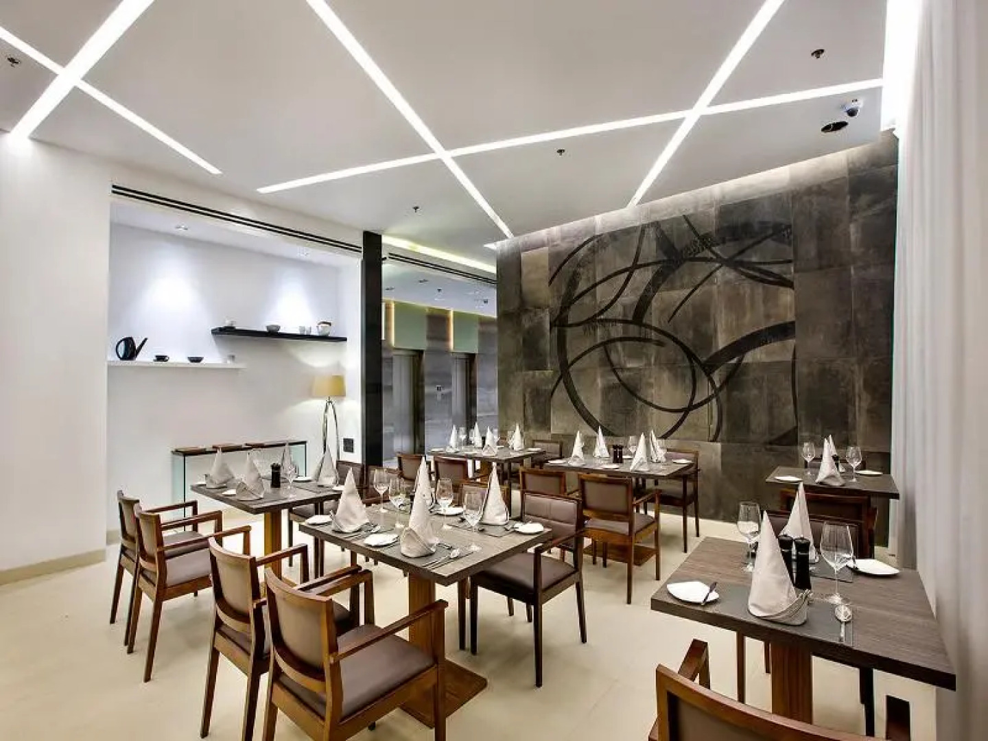 Space Apartments & Suites