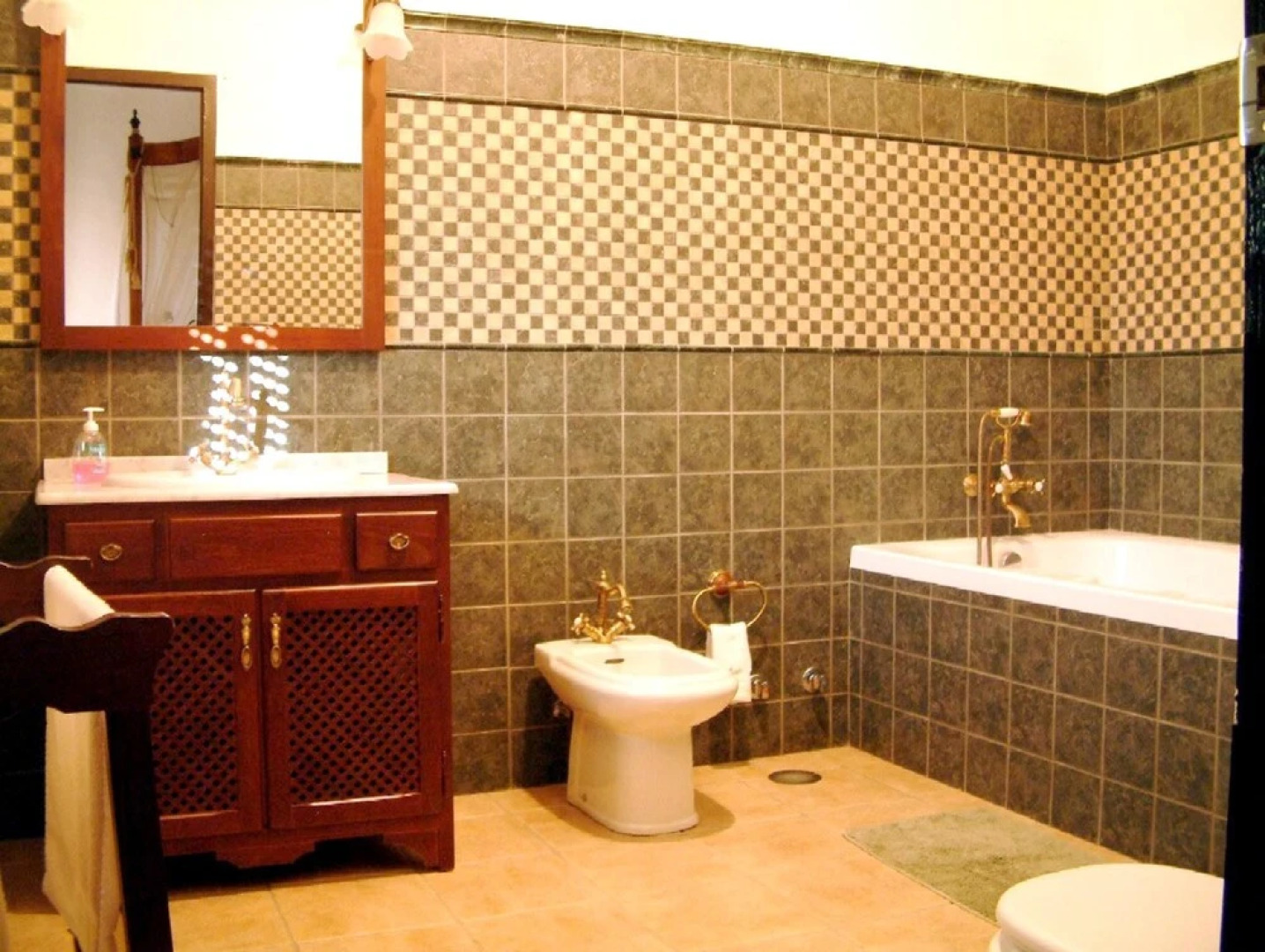 House With 9 Bedrooms in Aguilar de la Frontera, With Wonderful Mounta