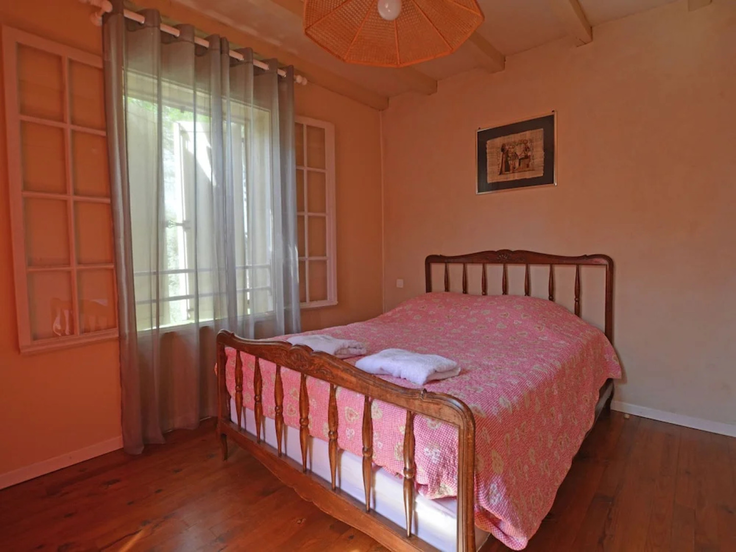 Cosy Villa in Flaux with Swimming Pool