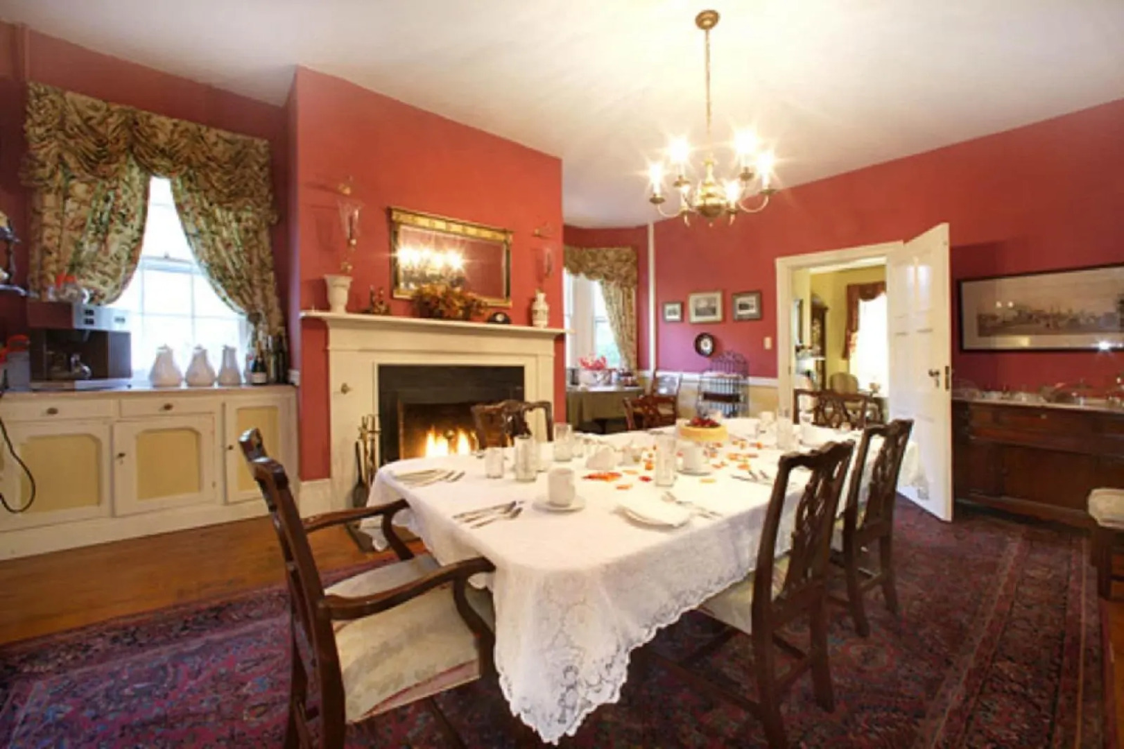 Caldwell House Bed & Breakfast